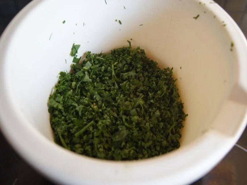 Rezept: Grüne Sauce mit gekochten Eiern und Pellkartoffeln Bild Nr. 5 Grüne Sauce mit gekochten Eiern und Pellkartoffeln - Rezept - Bild Nr. 5