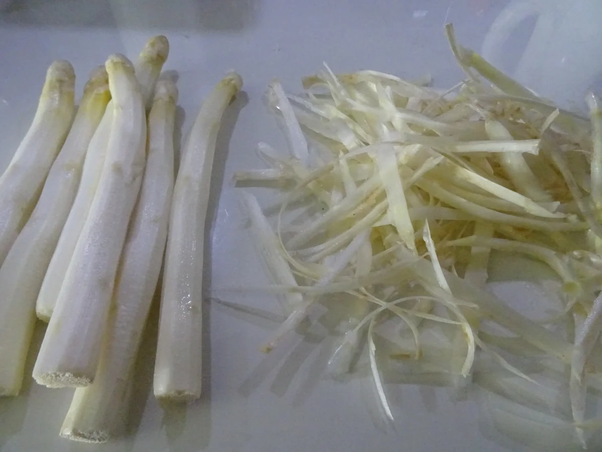 Spargel-Ragout im Reisring - Rezept - Bild Nr. 7962