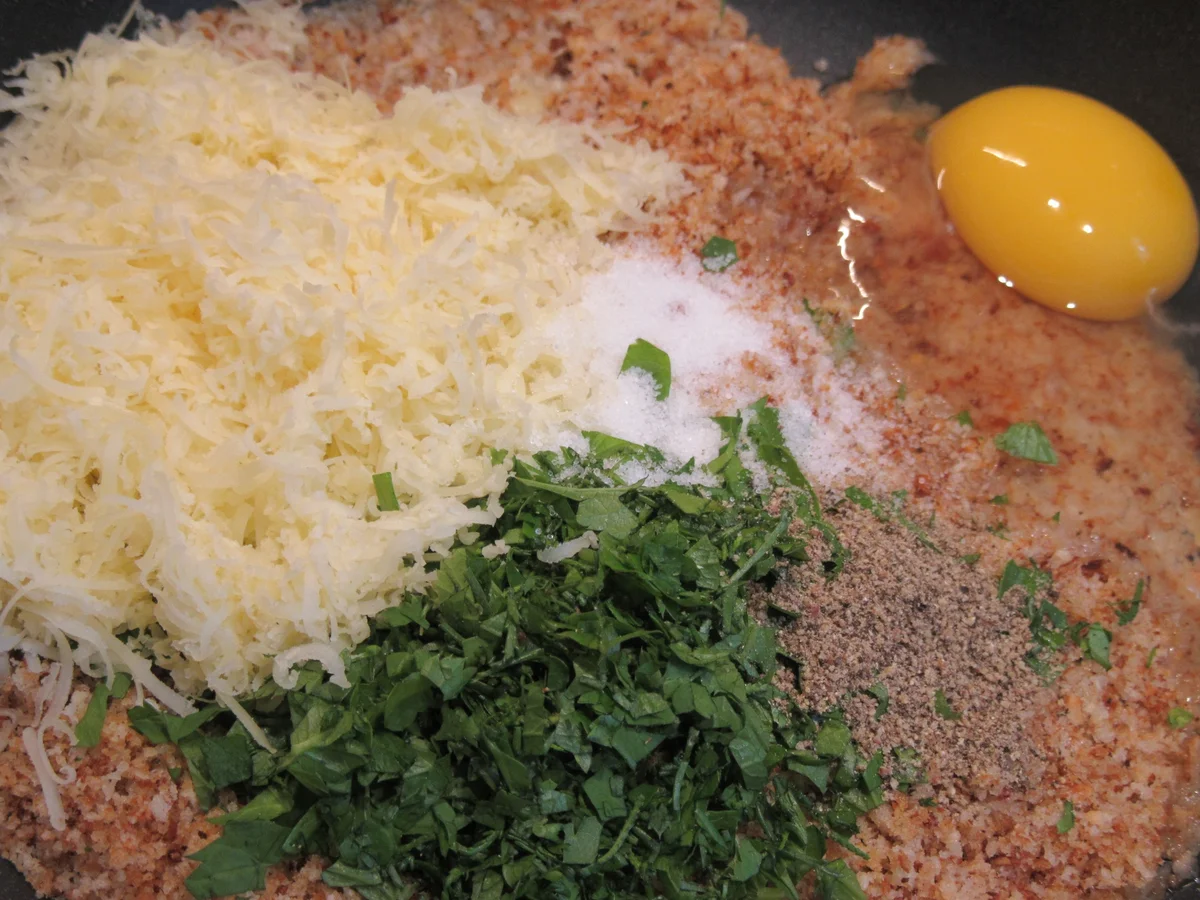 Rezept: Gemüse: Involtini di peperoni (Sizilien/Lipari) Bild Nr. 7985 Gemüse: Involtini di peperoni (Sizilien/Lipari) - Rezept - Bild Nr. 7985