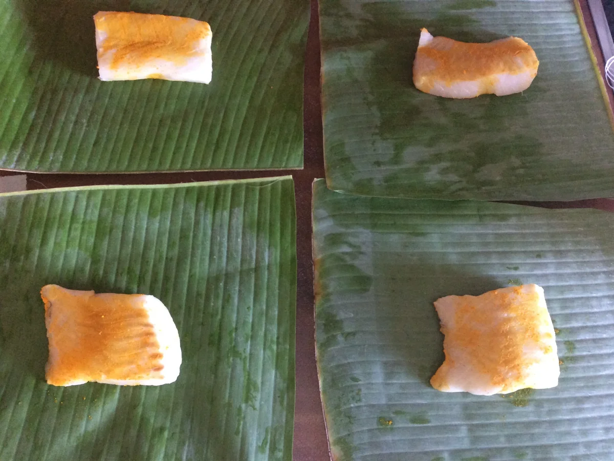 Kabeljaufilets im Bananenblatt gebacken - Rezept - Bild Nr. 7980