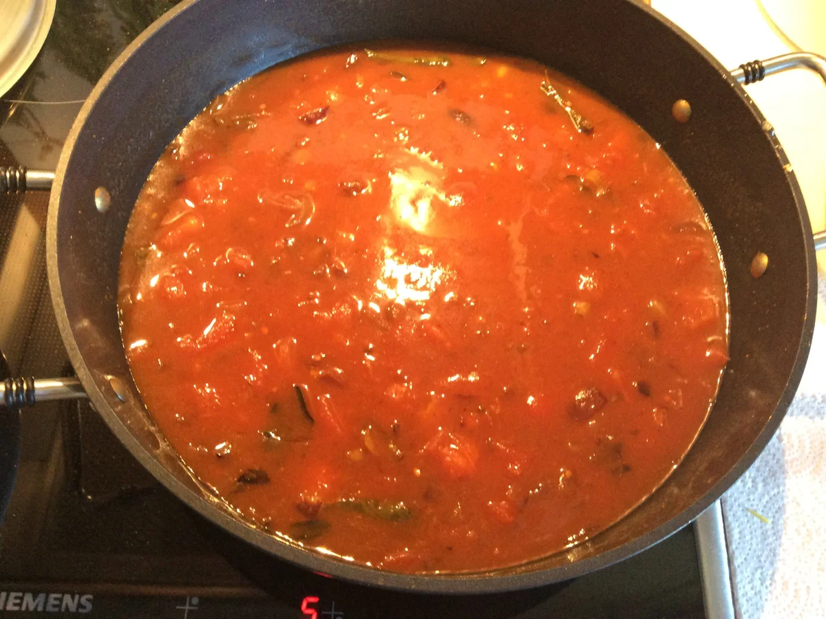 Lamm-Tomaten-Curry, leicht scharf, würzig, fruchtig - Rezept - Bild Nr. 7985