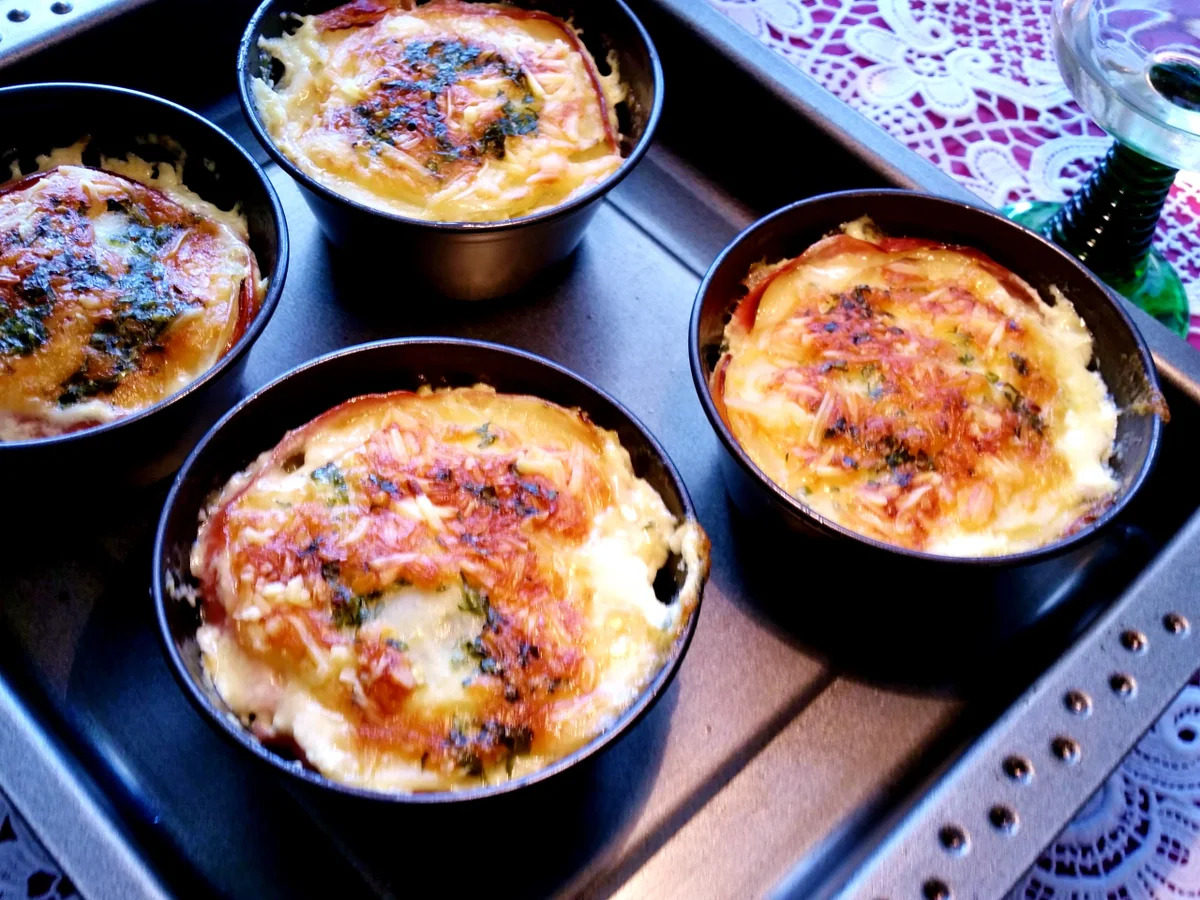 Rezept: Kohlrabi-Kartoffel-Törtchen mit Kasseler Rahm-Koteletts Bild Nr. 7983 Kohlrabi-Kartoffel-Törtchen mit Kasseler Rahm-Koteletts - Rezept - Bild Nr. 7983