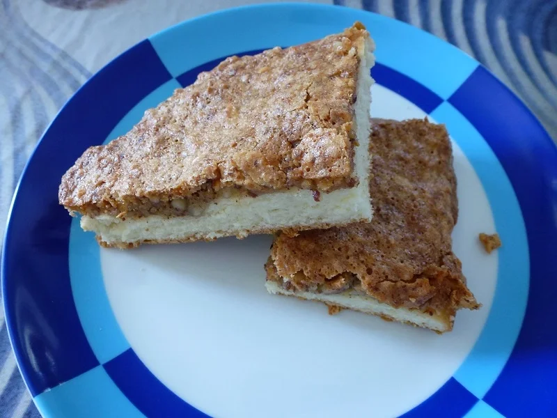 Rezept: Hefekuchen vom Blech mit nussiger Decke Bild Nr. 8018 Hefekuchen vom Blech mit nussiger Decke - Rezept - Bild Nr. 8018