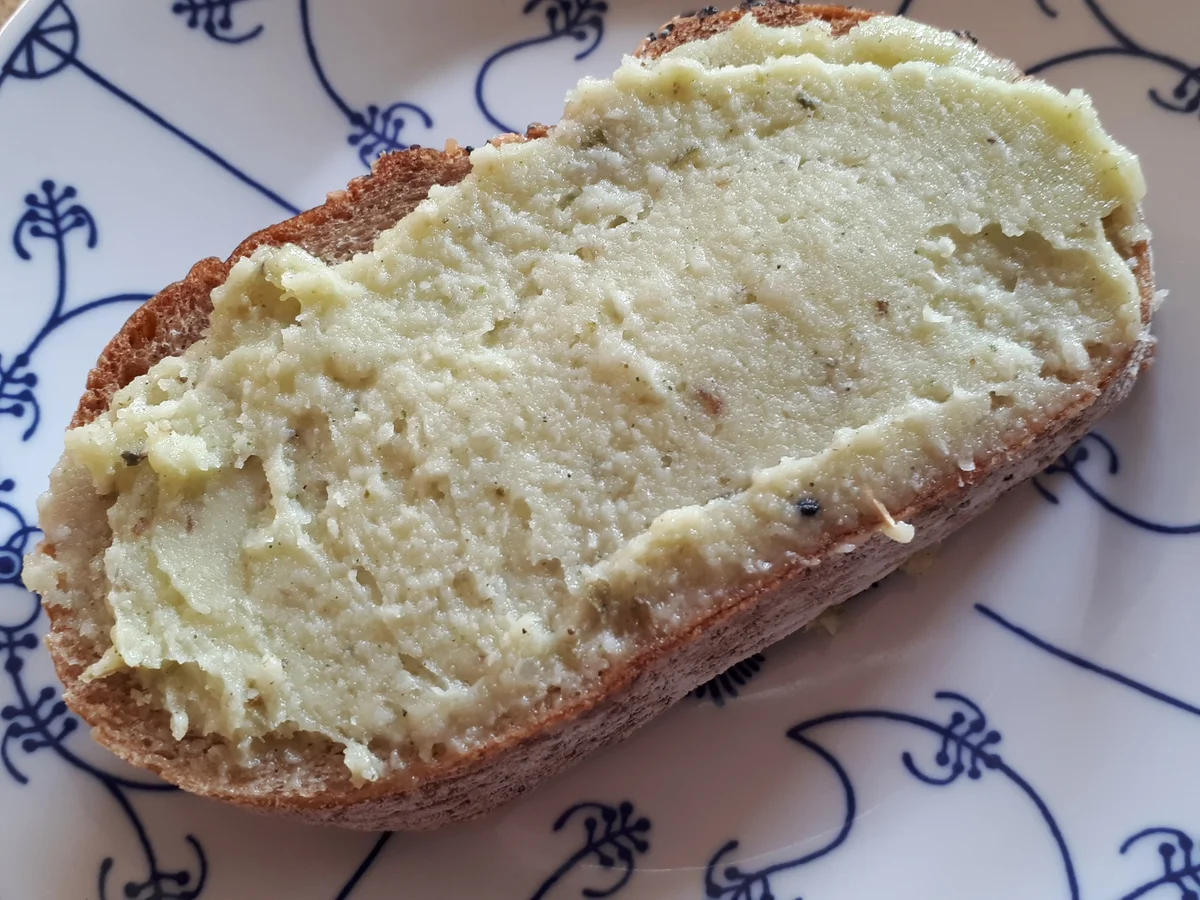 Rezept: Parmesanbutter Bild Nr. 2 Parmesanbutter - Rezept - Bild Nr. 2