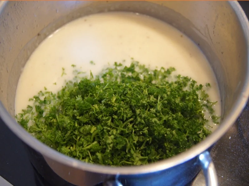 Rezept: Norwegisches Lachsfilet mit Spargel, Petersiliensauce und Kartoffeln Bild Nr. 8046 Norwegisches Lachsfilet mit Spargel, Petersiliensauce und Kartoffeln - Rezept - Bild Nr. 8046