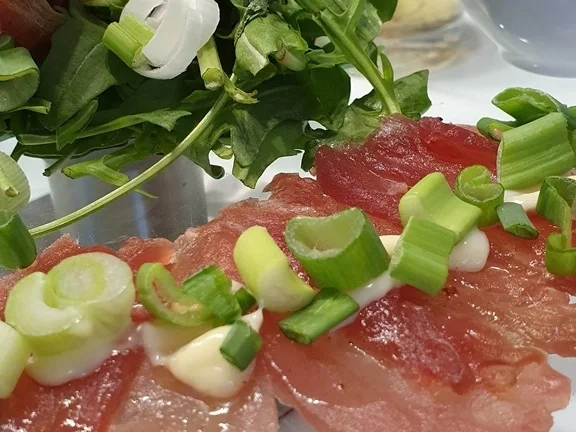 Rezept: Thunfisch (4 Variationen) mit Rucolasalat = kochbar Challenge 4.0 (Mai 2019) Bild Nr. 8041 Thunfisch (4 Variationen) mit Rucolasalat = kochbar Challenge 4.0 (Mai 2019) - Rezept - Bild Nr. 8041