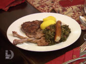 Grünkohl mit Sucuk, dazu Geflügelwurst, Kartoffeln und Rind- und Lammfleischvariationen - Rezept - Bild Nr. 2