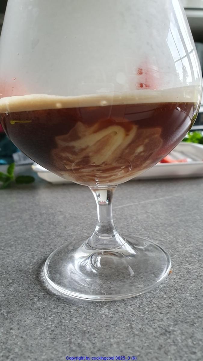 Schokokaffee-Vanilleeis, Espresso u. Erdbeeren = kochbar Challenge 4.0 (Mai 2019) - Rezept - Bild Nr. 8042