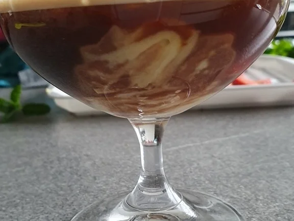 Schokokaffee-Vanilleeis, Espresso u. Erdbeeren = kochbar Challenge 4.0 (Mai 2019) - Rezept - Bild Nr. 8042