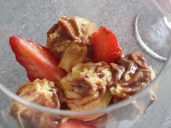 Schokokaffee-Vanilleeis, Espresso u. Erdbeeren = kochbar Challenge 4.0 (Mai 2019) - Rezept - Bild Nr. 8044