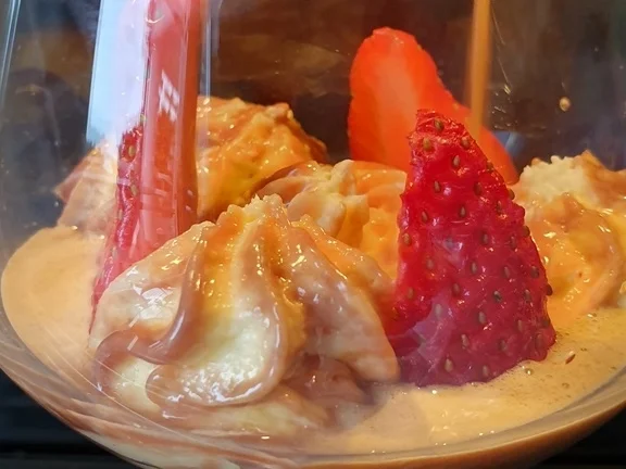 Schokokaffee-Vanilleeis, Espresso u. Erdbeeren = kochbar Challenge 4.0 (Mai 2019) - Rezept - Bild Nr. 8046