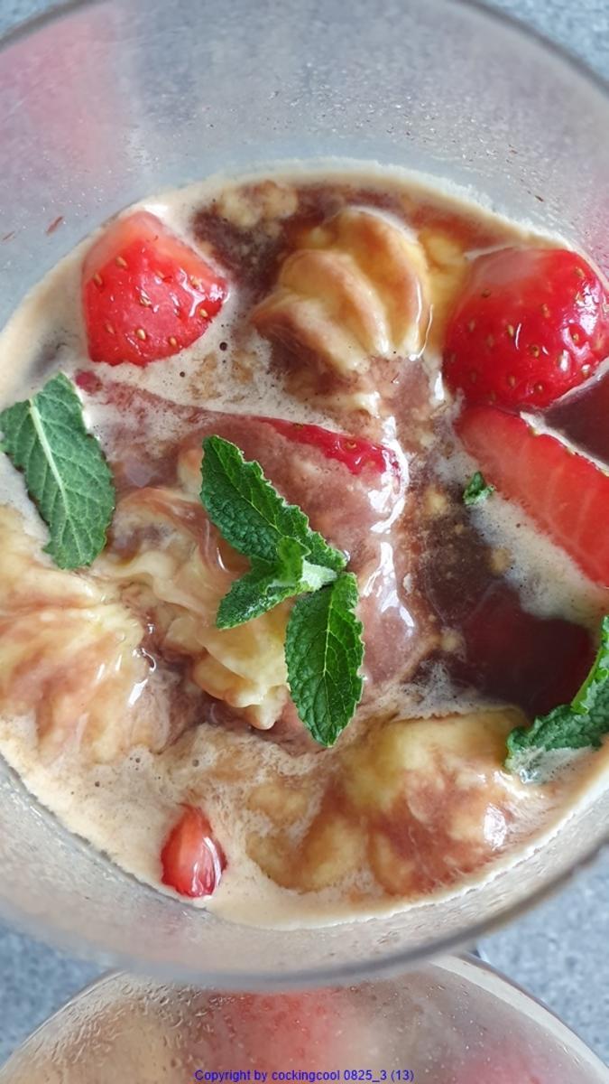 Schokokaffee-Vanilleeis, Espresso u. Erdbeeren = kochbar Challenge 4.0 (Mai 2019) - Rezept - Bild Nr. 8050