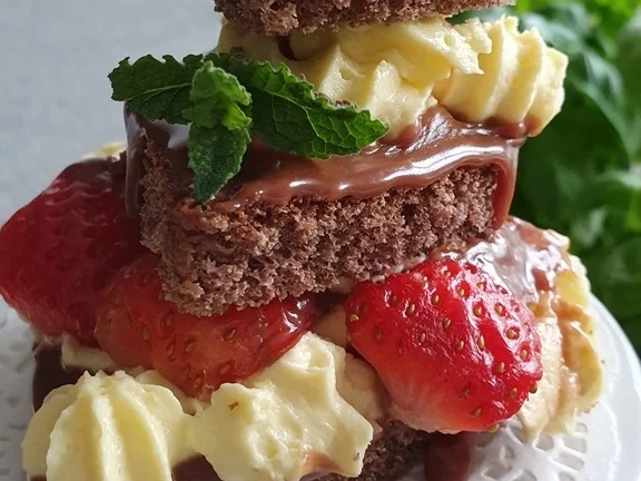 Mini-Kuchenkreation u. aromarisierte Erdbeeren = kochbar Challenge 4.0 (Mai 2019) - Rezept - Bild Nr. 2