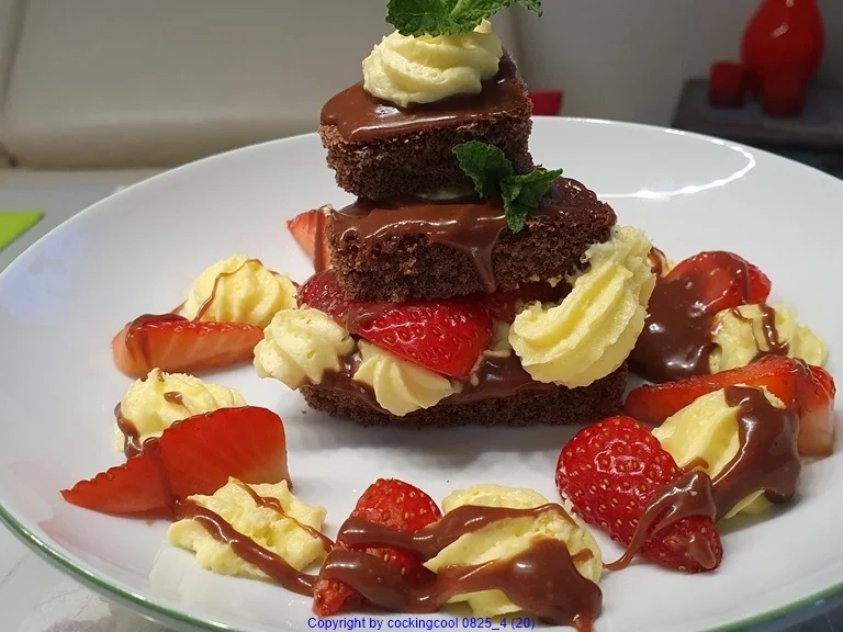 Mini-Kuchenkreation u. aromarisierte Erdbeeren = kochbar Challenge 4.0 (Mai 2019) - Rezept - Bild Nr. 8052