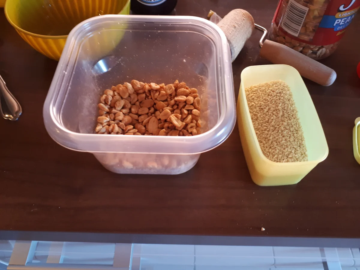 Nudelpfanne mit Mango und Erdnüssen - Rezept - Bild Nr. 8044