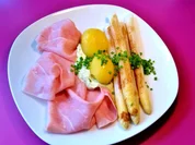 Spargel mit brauner Butter ... - Rezept - Bild Nr. 2