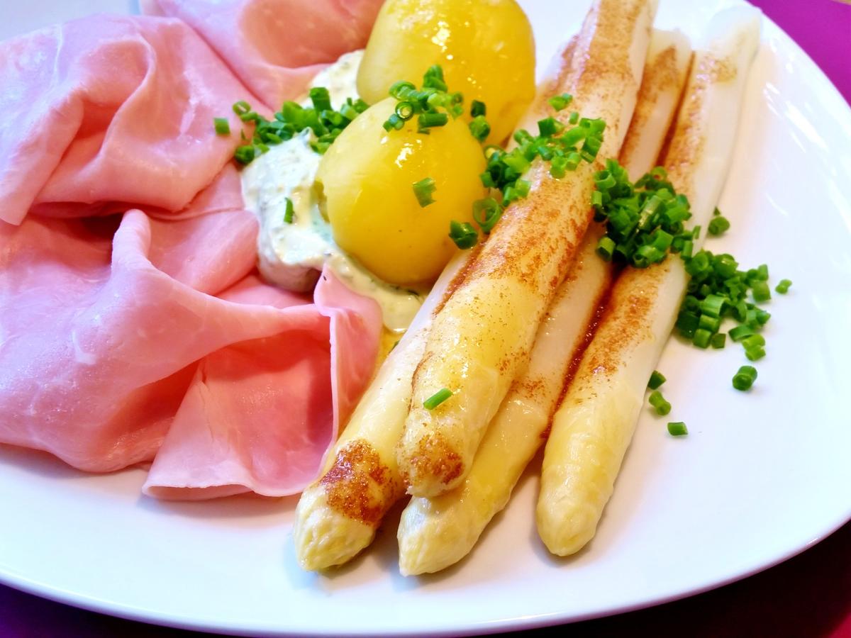 Spargel mit brauner Butter ... - Rezept - kochbar.de