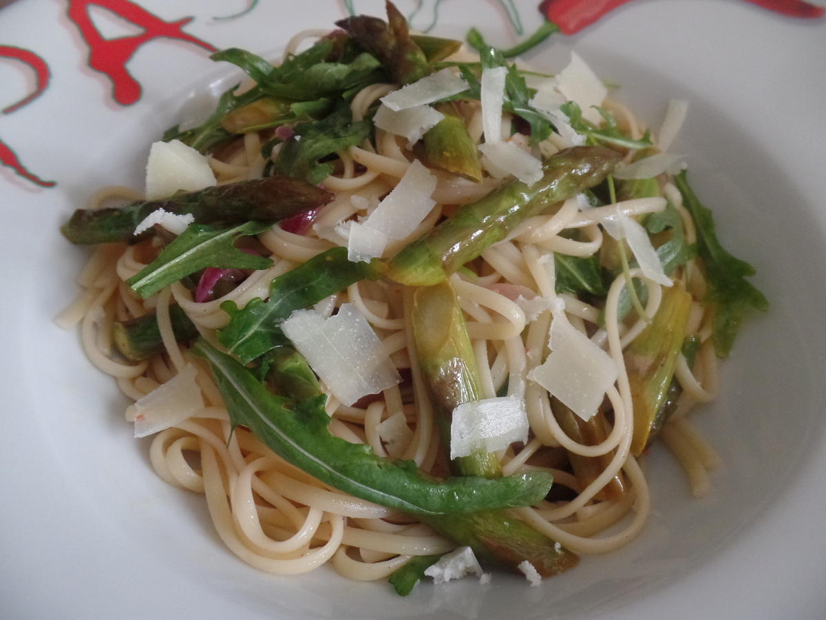 Linguine mit Spargel und Rucola - einfach - von Sheeva1960