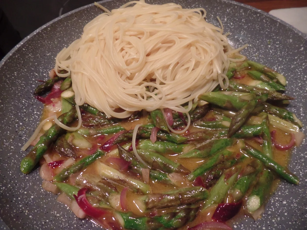 Linguine mit Spargel und Rucola - Rezept - Bild Nr. 8060