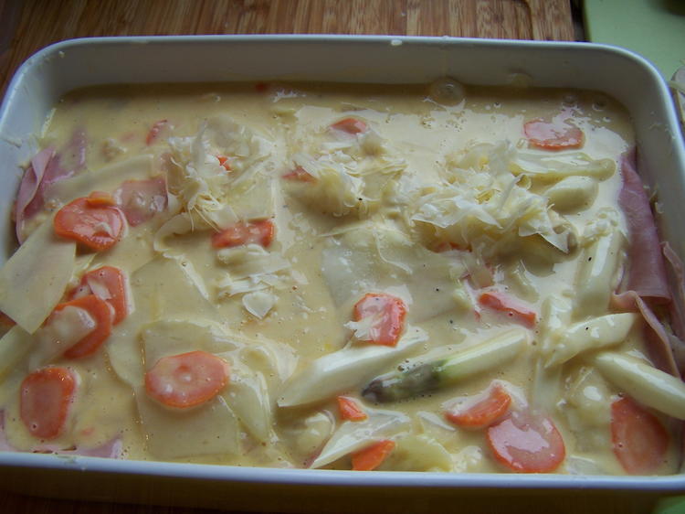 Spargel Kohlrabi Karotten Schinken Gratin - einfach - von Schmetterling4