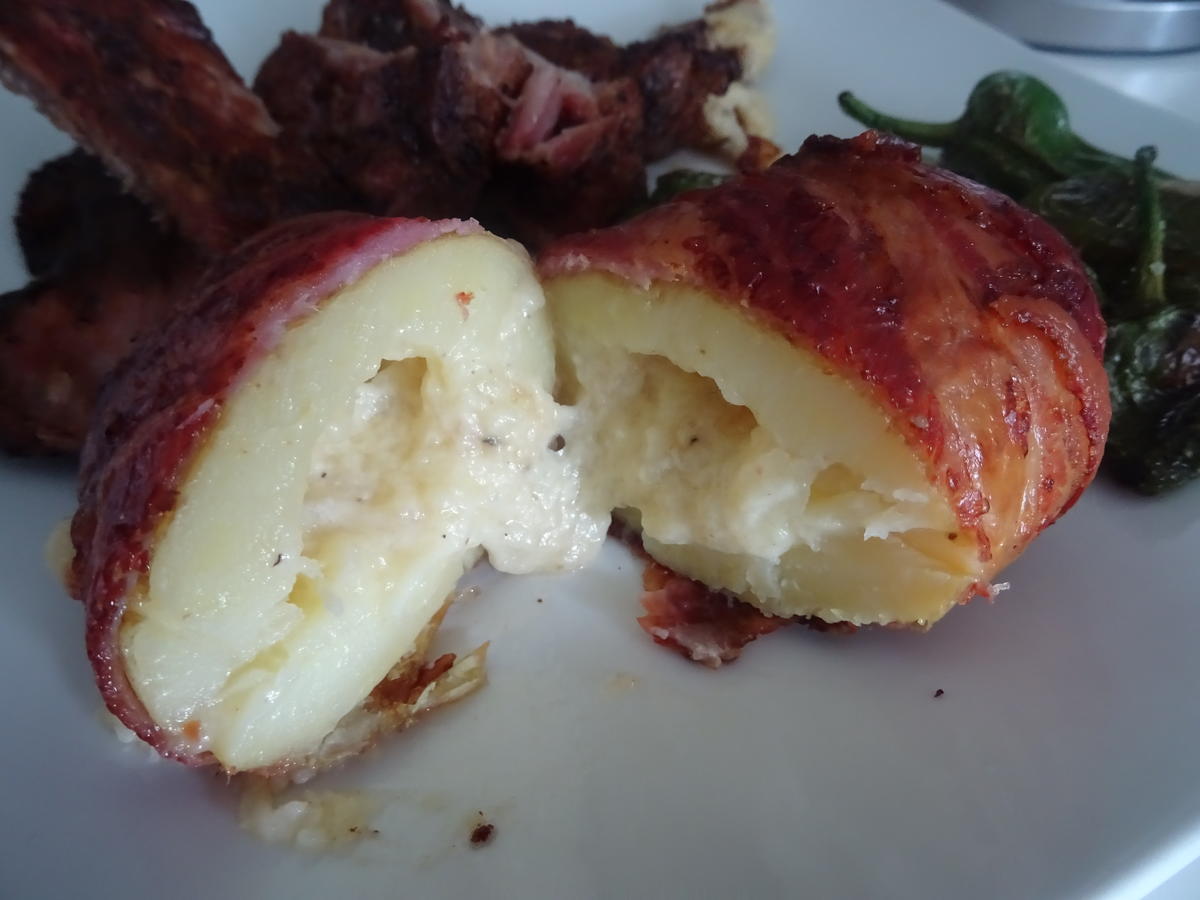 Kartoffel-Bomben im Bacon-Mantel und Käsefüllung - Rezept - Bild Nr. 8069