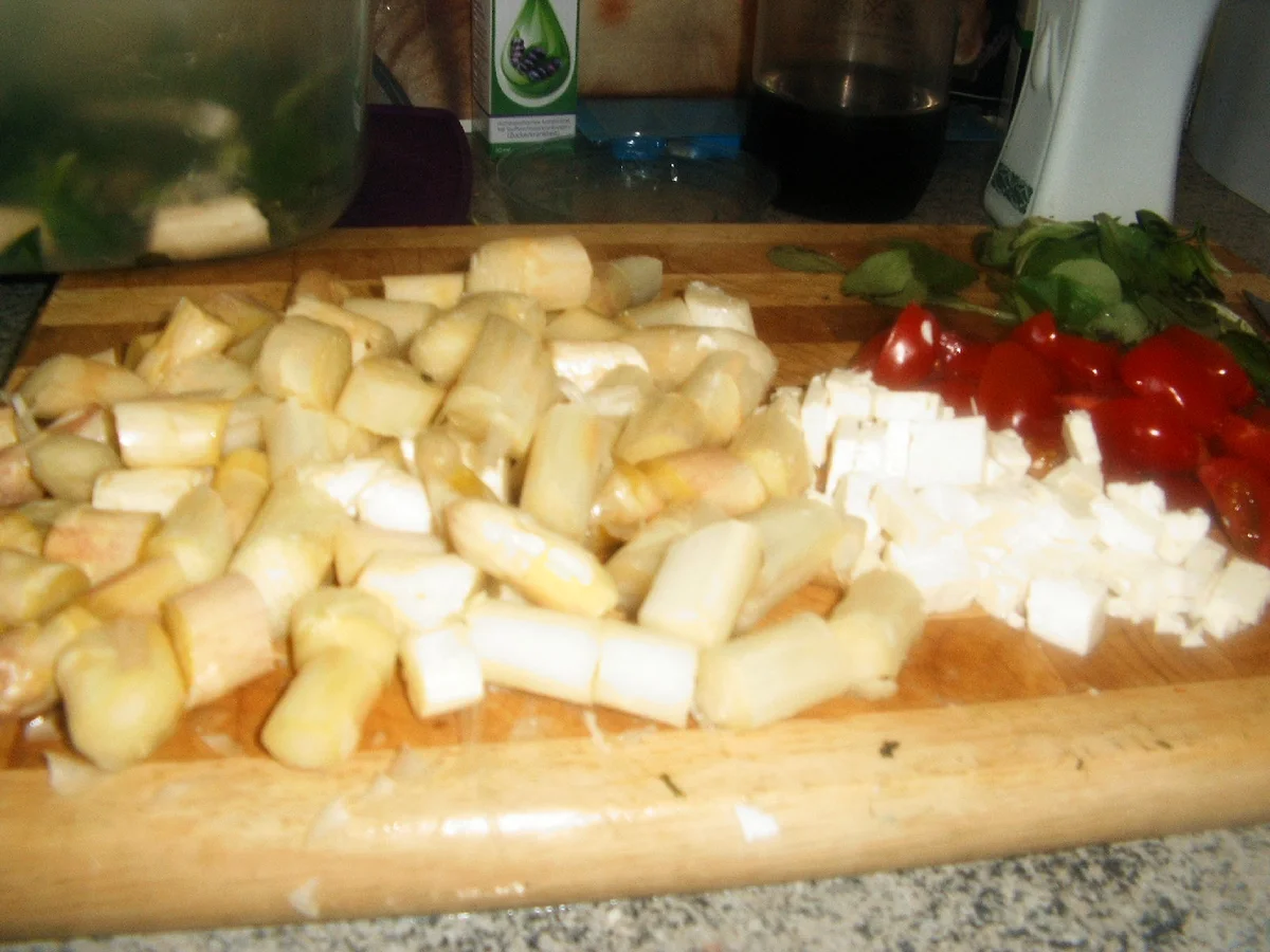 Spagel-Feldsalat mit Cocktailtomaten - Rezept - Bild Nr. 8071