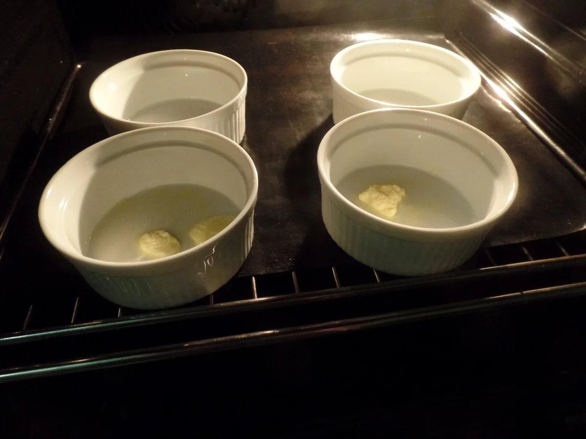 Rezept: Gebackene Eier mit Spinat und Lachs Bild Nr. 8072 Gebackene Eier mit Spinat und Lachs - Rezept - Bild Nr. 8072