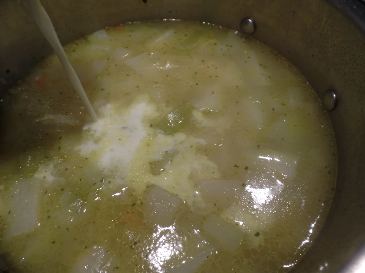 Kohlrabi-Koriander-Suppe - Rezept - Bild Nr. 8074