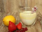 Mandelcreme a la Ottilie mit Weinschaum (Guido Maria Kretschmer) - Rezept - Bild Nr. 2