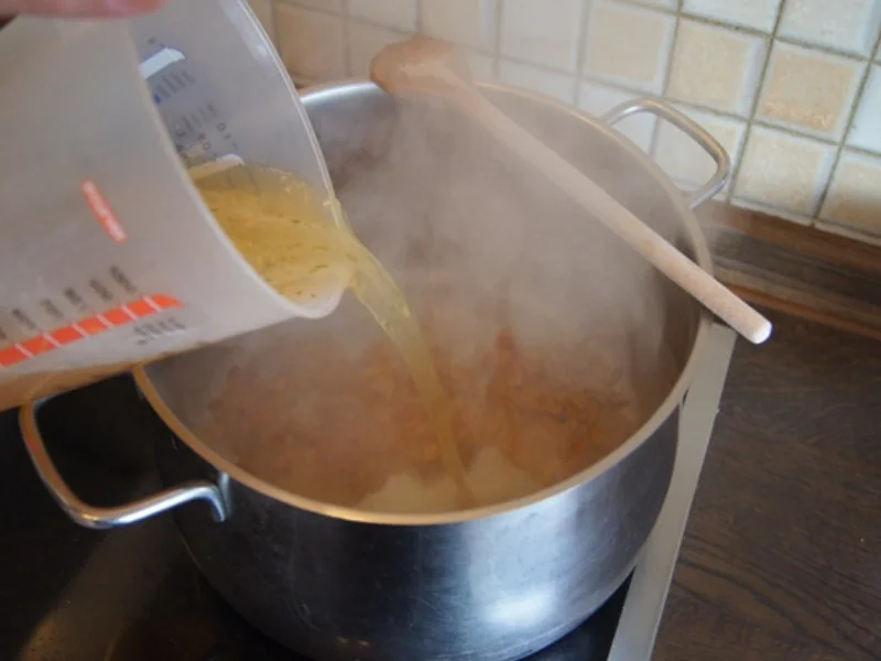 Rezept: Curry-Spargel mit Lachsforellenfilet Bild Nr. 8087 Curry-Spargel mit Lachsforellenfilet - Rezept - Bild Nr. 8087