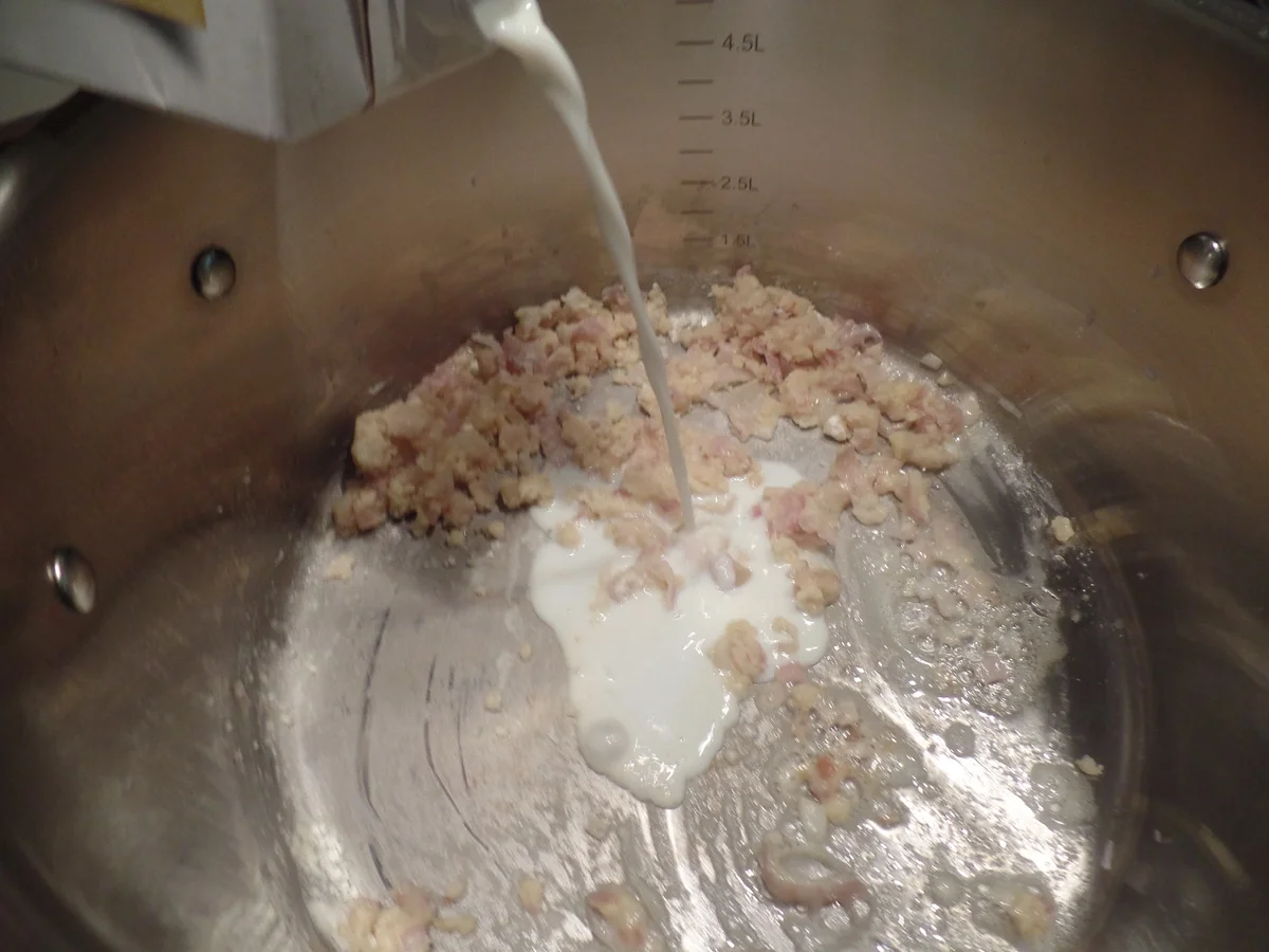 Bärlauch-Klopse "Königsberg " mit gedünsteten Möhren -Spaghetti - Rezept - Bild Nr. 8098