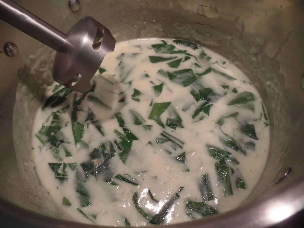 Bärlauch-Klopse "Königsberg " mit gedünsteten Möhren -Spaghetti - Rezept - Bild Nr. 8101