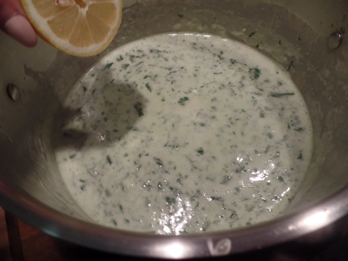 Bärlauch-Klopse "Königsberg " mit gedünsteten Möhren -Spaghetti - Rezept - Bild Nr. 8102