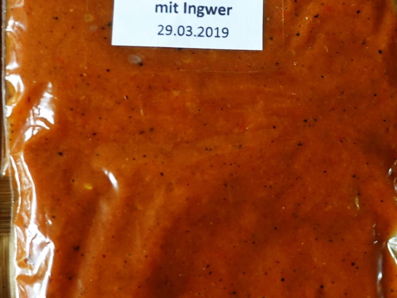 Thailändische Rote Curry Paste mit Ingwer - Krüang Gäng Phet Däng ...