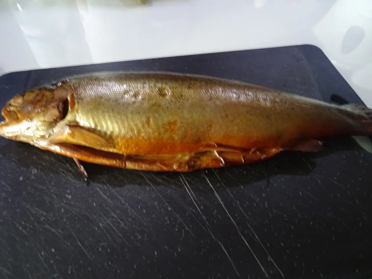 Rezept: Forelle geräuchert mit rustikalem Kartoffelstampf und Radieschen-Salat Bild Nr. 8094 Forelle geräuchert mit rustikalem Kartoffelstampf und Radieschen-Salat - Rezept - Bild Nr. 8094