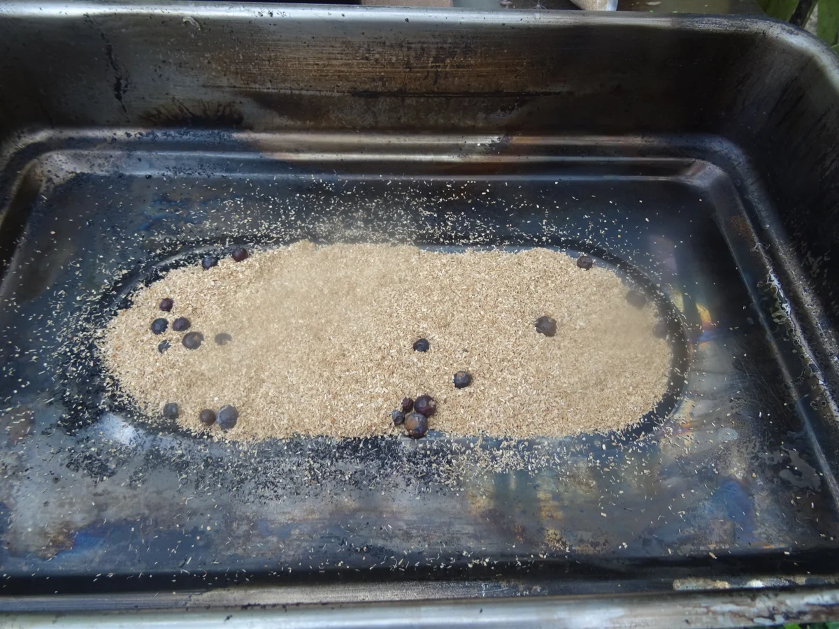 Rezept: Forelle geräuchert mit rustikalem Kartoffelstampf und Radieschen-Salat Bild Nr. 8098 Forelle geräuchert mit rustikalem Kartoffelstampf und Radieschen-Salat - Rezept - Bild Nr. 8098