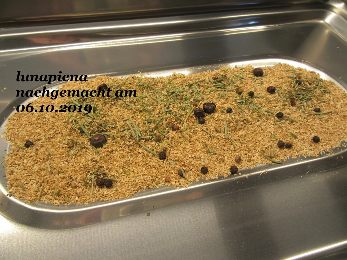 Rezept: Forelle geräuchert mit rustikalem Kartoffelstampf und Radieschen-Salat Bild Nr. 8108 Forelle geräuchert mit rustikalem Kartoffelstampf und Radieschen-Salat - Rezept - Bild Nr. 8108