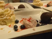 Napoleon-Kuchen mit Schokoladen- und Himbeereis - Rezept - Bild Nr. 2