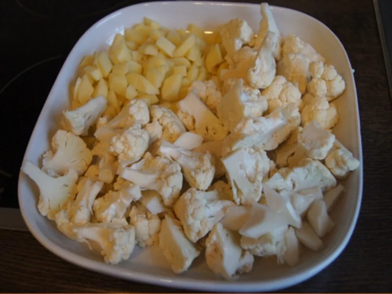 Rezept: Curry-Blumenkohl-Auflauf Bild Nr. 8103 Curry-Blumenkohl-Auflauf - Rezept - Bild Nr. 8103