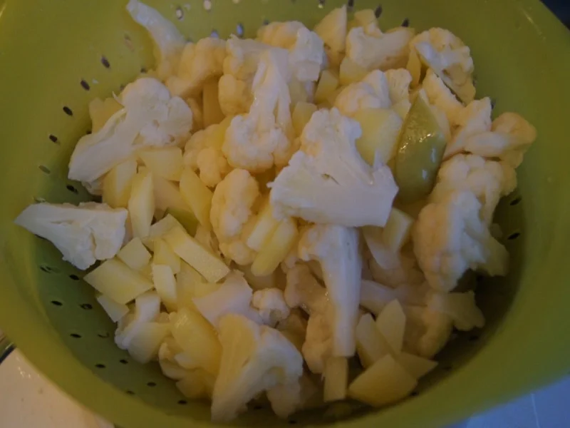 Rezept: Curry-Blumenkohl-Auflauf Bild Nr. 8106 Curry-Blumenkohl-Auflauf - Rezept - Bild Nr. 8106