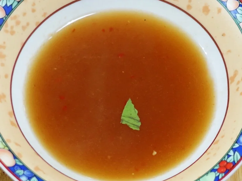 Rezept: Kai-lan in Austernsauce garniert mit Rindfleisch Bild Nr. 8105 Kai-lan in Austernsauce garniert mit Rindfleisch - Rezept - Bild Nr. 8105