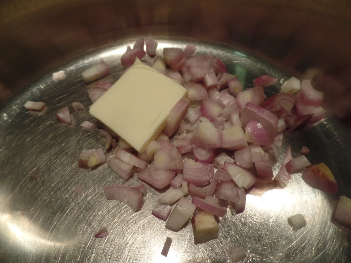 Lachsfilet auf Kurkuma-Spargel mit Bärlauchsauce - Rezept - Bild Nr. 8102