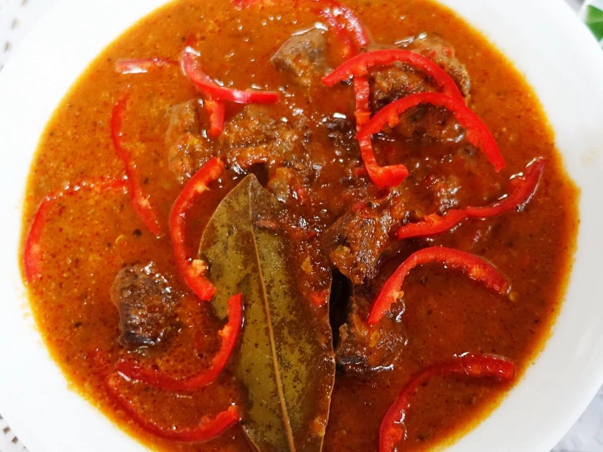 Rendang Sapi ala Susilawati - Rezept - Bild Nr. 8100