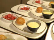Gefüllte Pförtchen, Eierlikörcreme und Rhabarberkompott - Rezept - Bild Nr. 8100