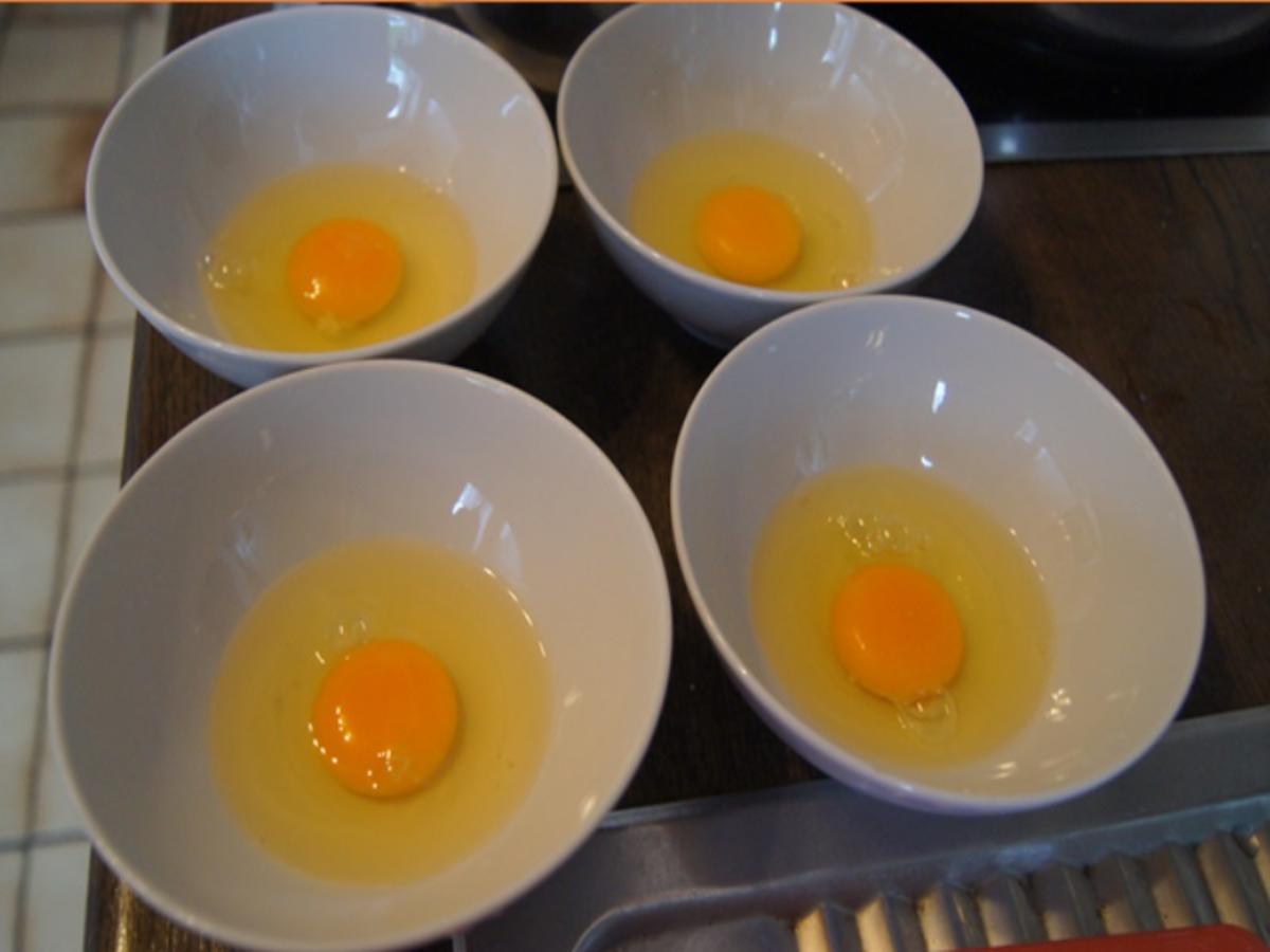 Spargel mit pochierten Eiern und herzhafter Sauce - Rezept - Bild Nr. 8110