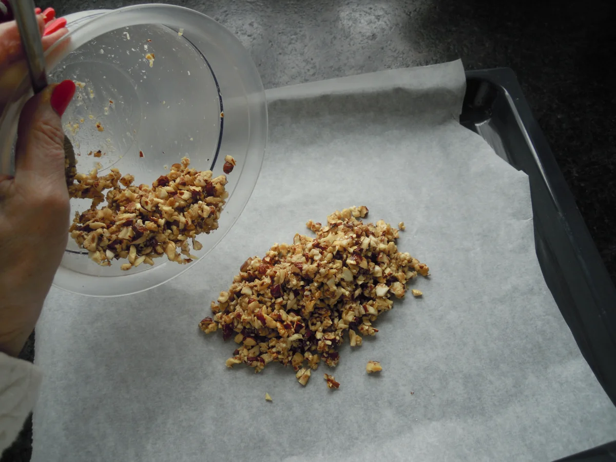 Rezept: Knusper Nüsschen Bild Nr. 8107 Knusper Nüsschen - Rezept - Bild Nr. 8107