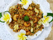 Würziger, balinesischer Kokosreis mit Eiern und Cashewnüssen - Rezept - Bild Nr. 8105