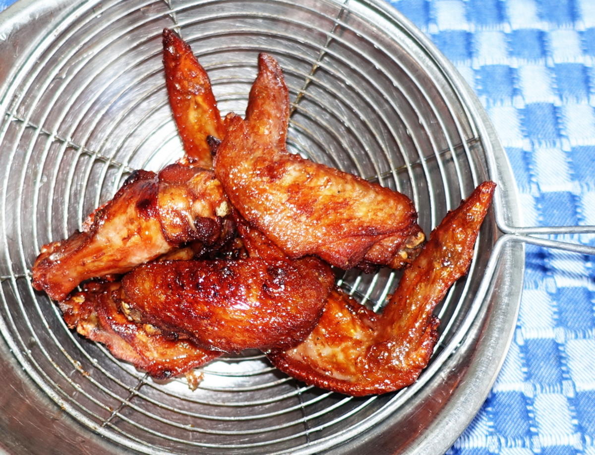 Spicy Chicken Wings in balinesischer BBQ-Sauce - Rezept - Bild Nr. 8108