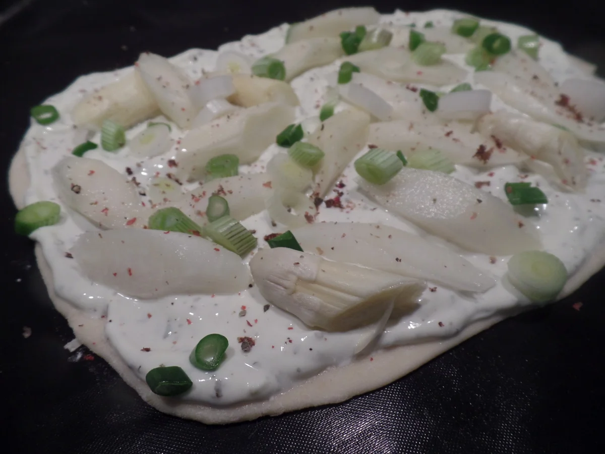 Rezept: Spargel-Flammkuchen Bild Nr. 8148 Spargel-Flammkuchen - Rezept - Bild Nr. 8148