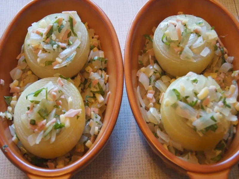 Rezept: Gemüsezwiebeln mit pikanter Füllung Bild Nr. 20 Gemüsezwiebeln mit pikanter Füllung - Rezept - Bild Nr. 20